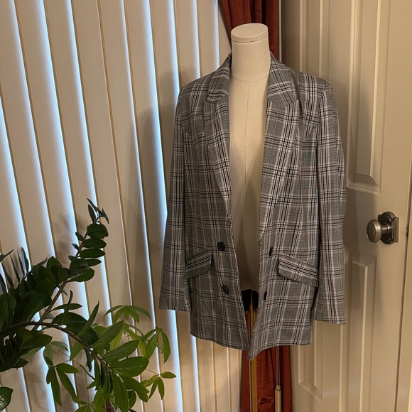 Jackets & Blazers - 🌟 BUNDLE 🌟 3 trendy blazers, fitting a M/L